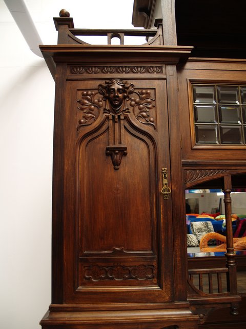 Jugendstil Kredenz, geschnitztes Schrankmöbel - beeindruckendes Wertmöbel 4 Seccessionistisches Möbel Barock