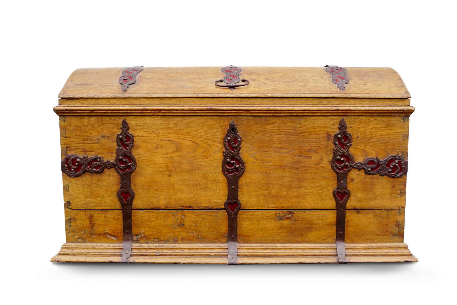 You are currently viewing Originale Barock Truhe antik 18. Jhdt