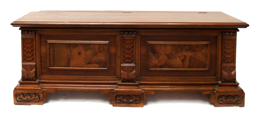 Barock Truhe antik Massivholz Bauerntruhe beschnitzt Sitztruhe Preis: € ... antikstil Truhe große Sitztruhe