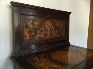 Antike Truhe beschnitzte Truhensitzbank antike Möbel 1880 deutschland