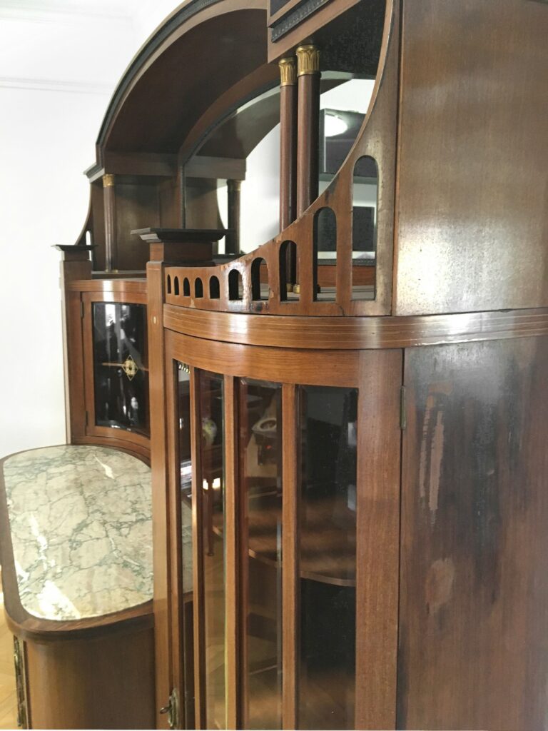 Jugendstil Buffet Schrank Vitrine Anrichte Marmorplatte kristallglas massiv vollholz