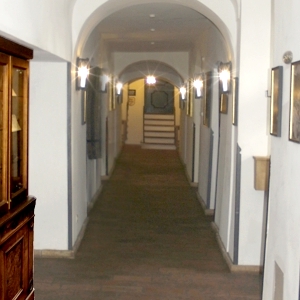 Read more about the article Neues Abhollager ab März 2014 – Historie trifft auf Antiquitäten