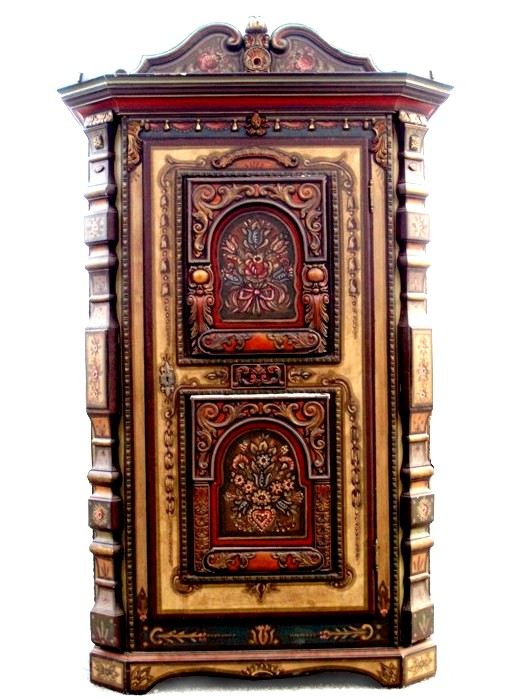 Read more about the article Bauernschrank geschnitzt bemalt Traumstück!