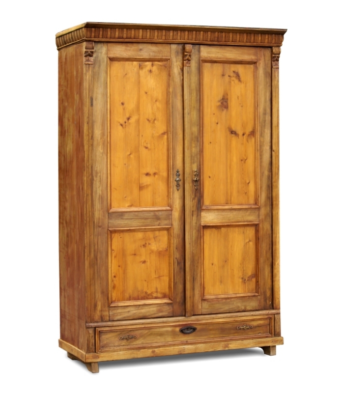 Read more about the article Antiker Naturholz Bauernkasten