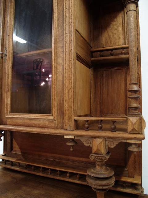 OLYMPUS DIGITAL CAMERA Antikes Buffet geschnitzt Schrank Altdeutsch Kredenz 1880 Massivholz Möbel restauriert