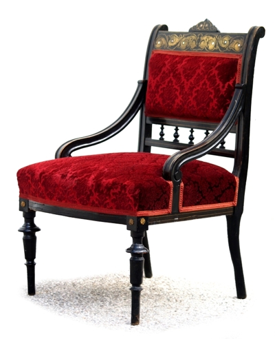 Read more about the article Antiker Sessel EMPIRE Messing Intarsien