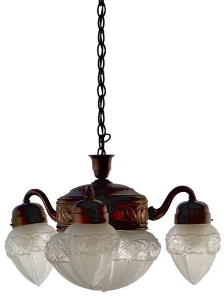 Read more about the article Antiker Rosenglasluster für den Shabby Chic Wohn(t)raum!