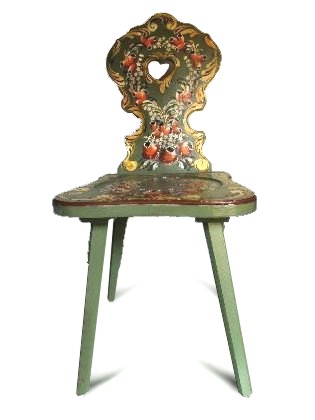 Read more about the article Bauernsessel grün bemalt mit Rosen – die Schönheit in charmanter Bemalung