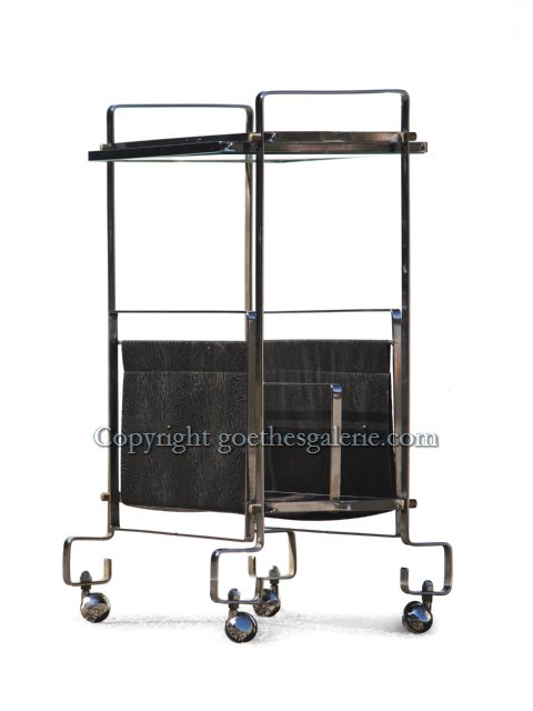 Read more about the article Bauhaus Servierwagen Leder Chrom Beistelltisch – zeitlos & elegant