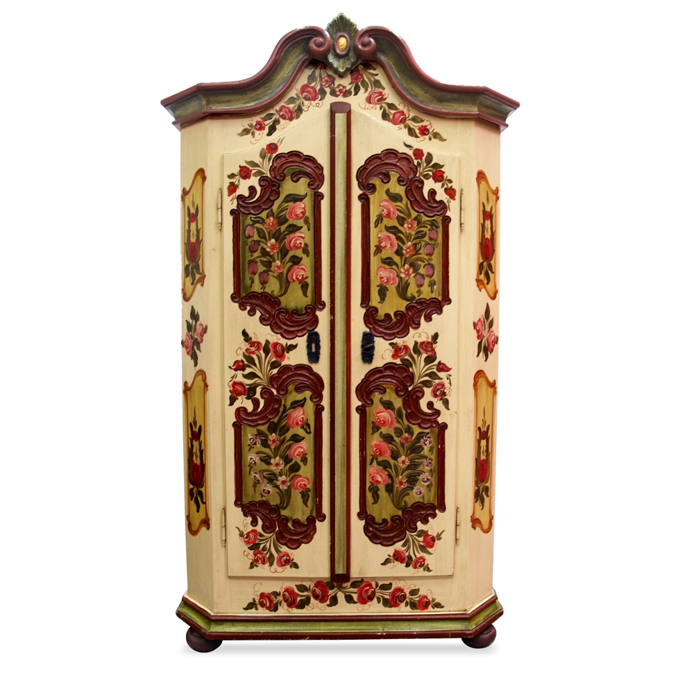 Read more about the article Bemalter Bauernschrank in Grün-, Rot- u. Beigetönen