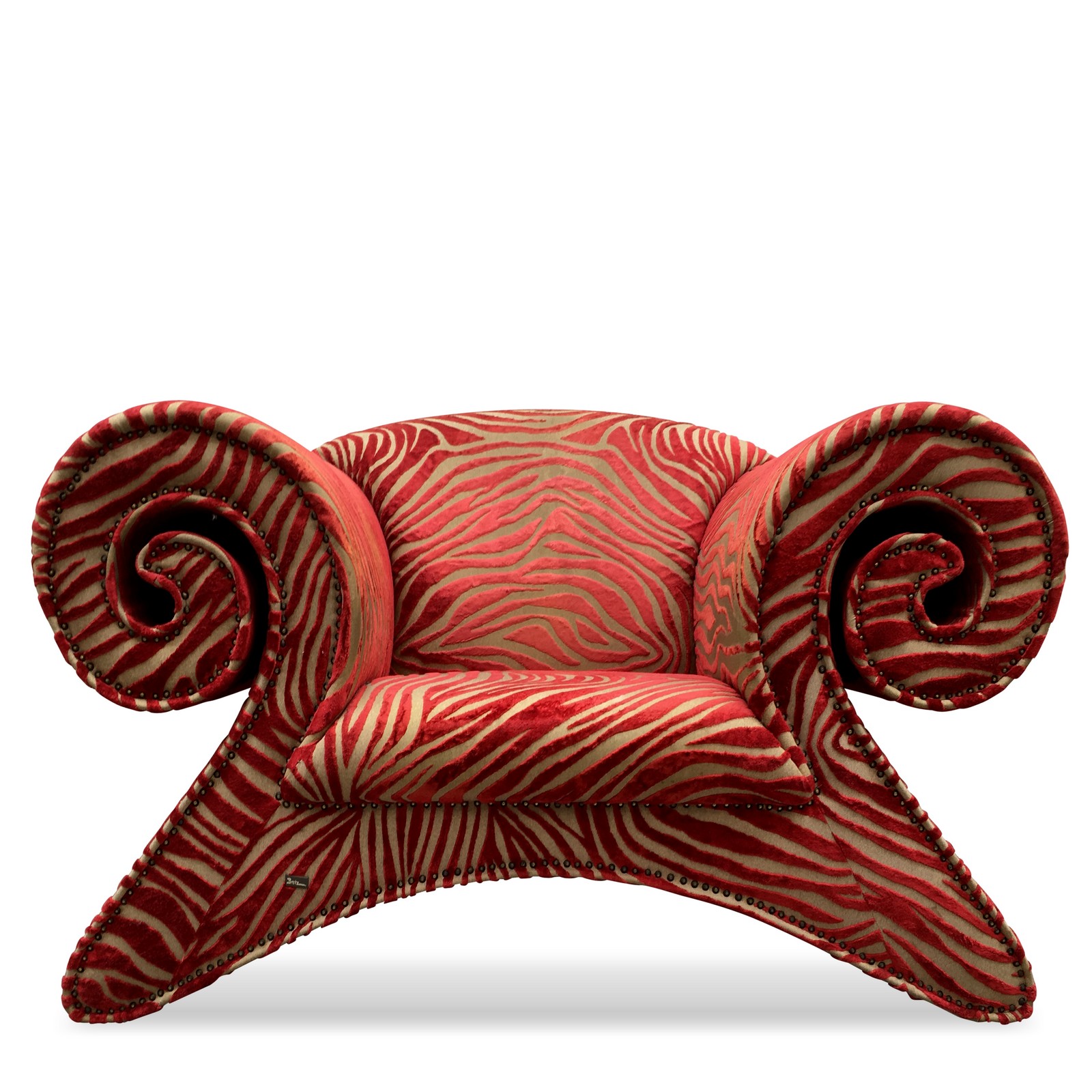 Read more about the article BRETZ Mammut in schillendem Samtstoff