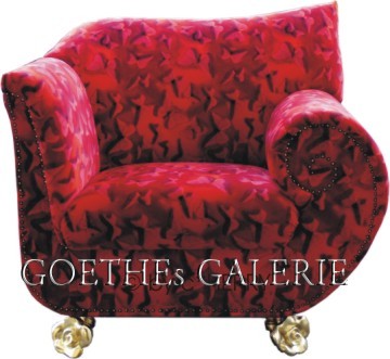 Read more about the article BRETZ Cultsofa GAUDI Stuhl mit Schmetterling Stoff auf Rosenfüße