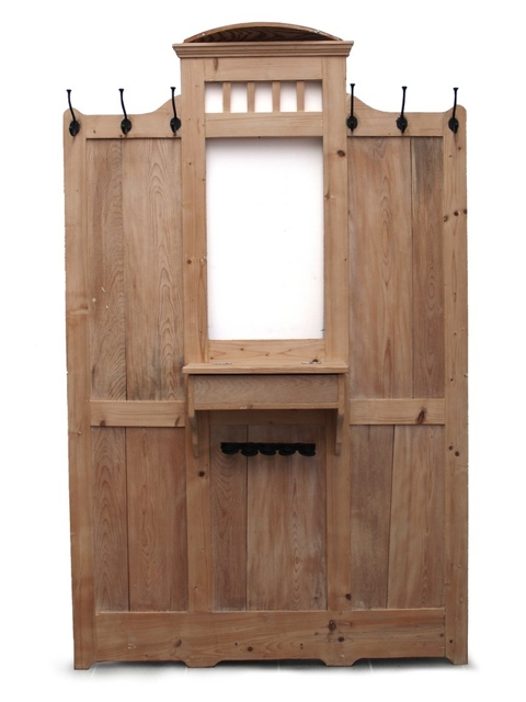 Read more about the article Bezaubernde Naturholz Garderobe Landhausstil