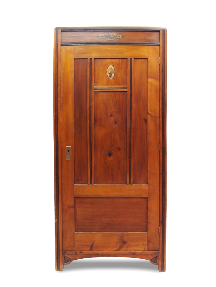 Read more about the article Halbschrank Jugendstil