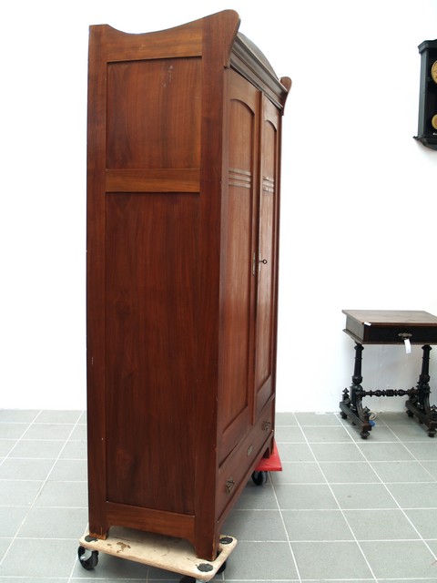 antiker Schrank Jugendstil