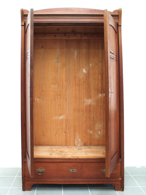 antiker Schrank Jugendstil