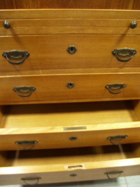 Antiker Kleiderschrank im Biedermeierstil 7 antiker Schrank Jugendstil