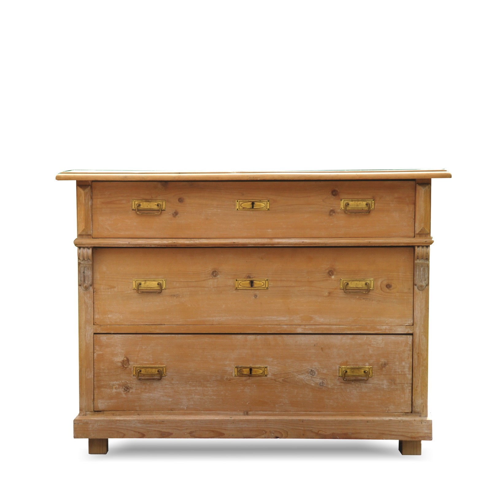 Read more about the article Landhaus Kommode antik – bezauberndes Möbel!