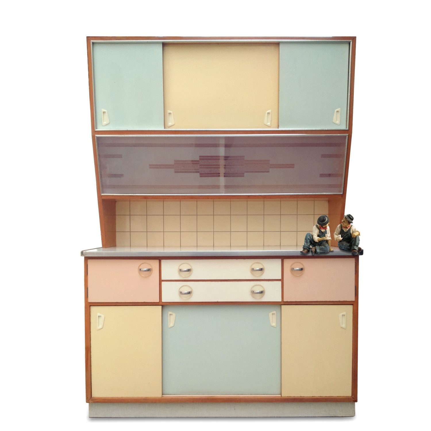 Read more about the article Retro Küchenschrank 1950-60 Pastell