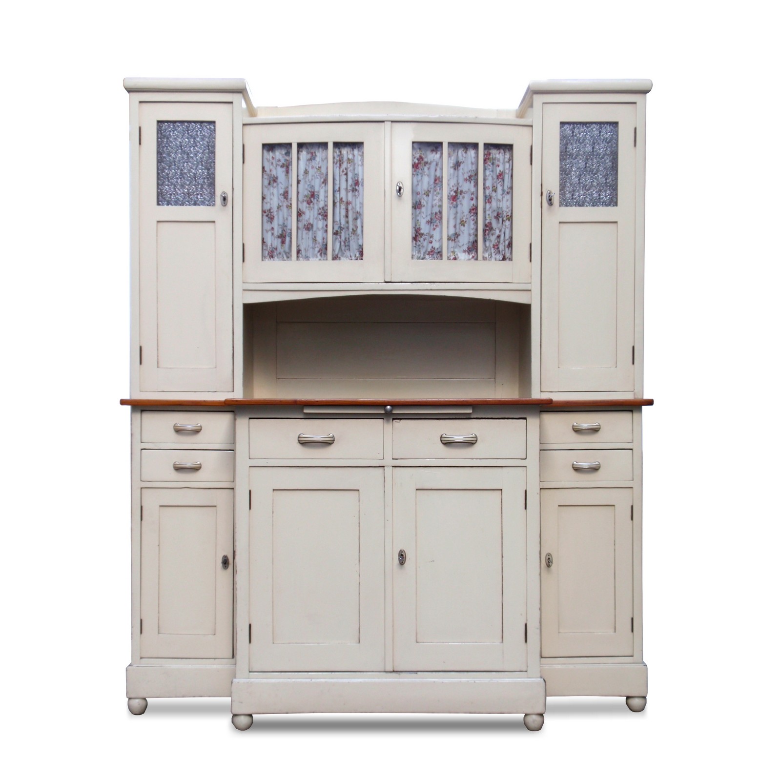 Read more about the article Küchenschrank Vintage weiß antik Jugendstil