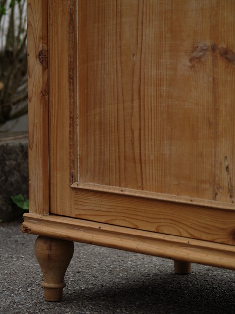 Küchenschrank antik Omas Massivholz Antiquität kaufen Shop Requisite Kredenz Bauernschrank Küche