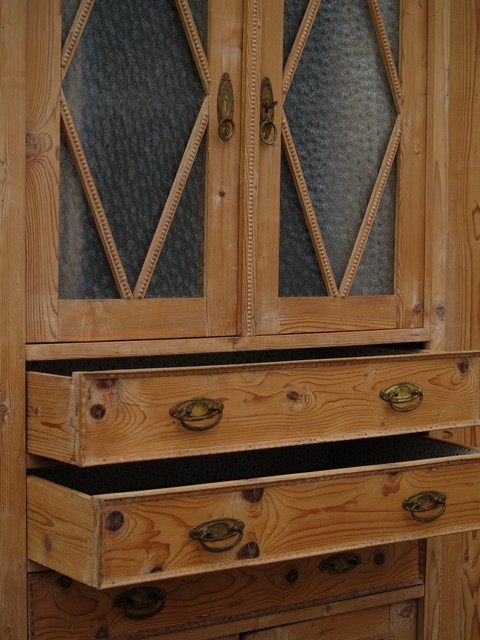 Küchenschrank antik Omas Massivholz Antiquität kaufen Shop Requisite Kredenz Bauernschrank Küche