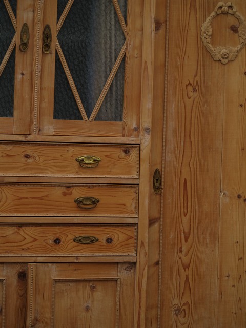 Küchenschrank antik Omas Massivholz Antiquität kaufen Shop Requisite Kredenz Bauernschrank Küche