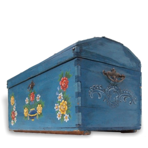 Read more about the article antike Bauerntruhe Vollholz, schönes Bauernmöbel blau bemalt