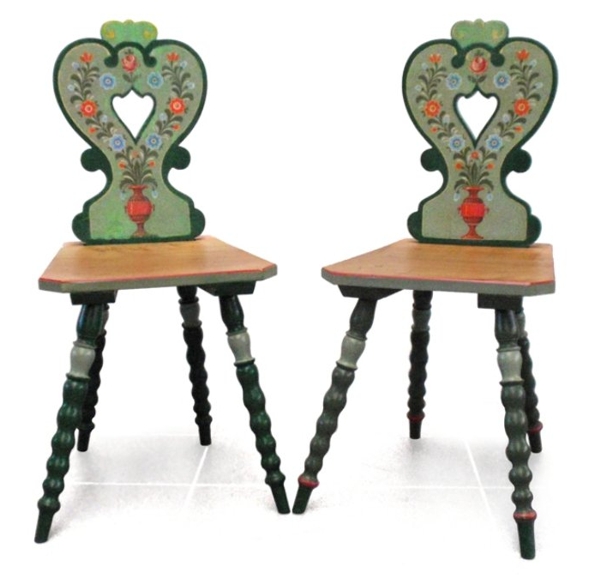 Read more about the article Landhausstil Sessel bemalt – ansprechende Bauernsessel