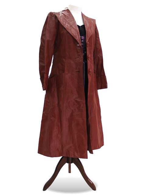 Read more about the article Damen Mantel Ledermantel ORIGINAL Retro 70er-Jahre