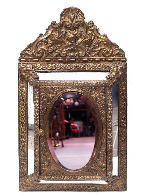 Read more about the article Antiker Messing Spiegel Schlüsselkasten