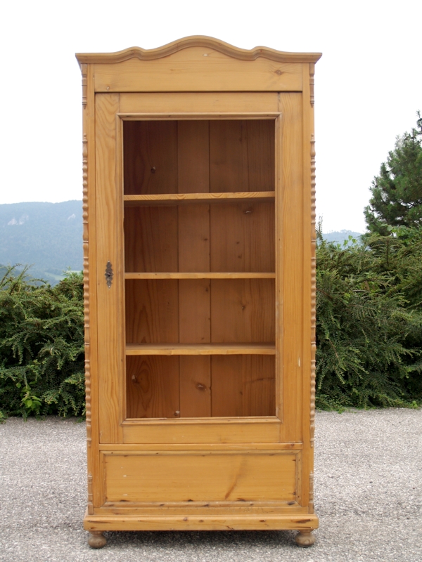 OLYMPUS DIGITAL CAMERA schrank g3153 1