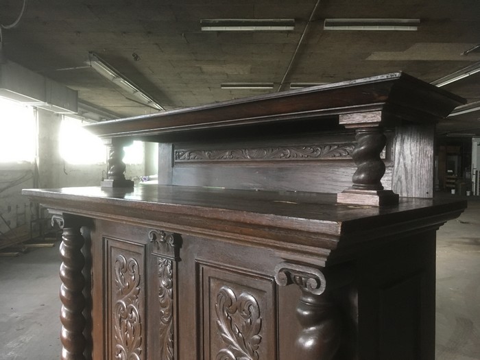 Antiker Schrank Vertiko Antiquität kaufen shop Schrank Gründerzeit Muscheln Antiquität kaufen Möbel gedrechselte Vollsäulen