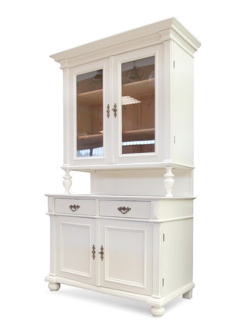 Read more about the article Shabby Chic Möbel weiß, bezaubernd antike Gründerzeit Kredenz