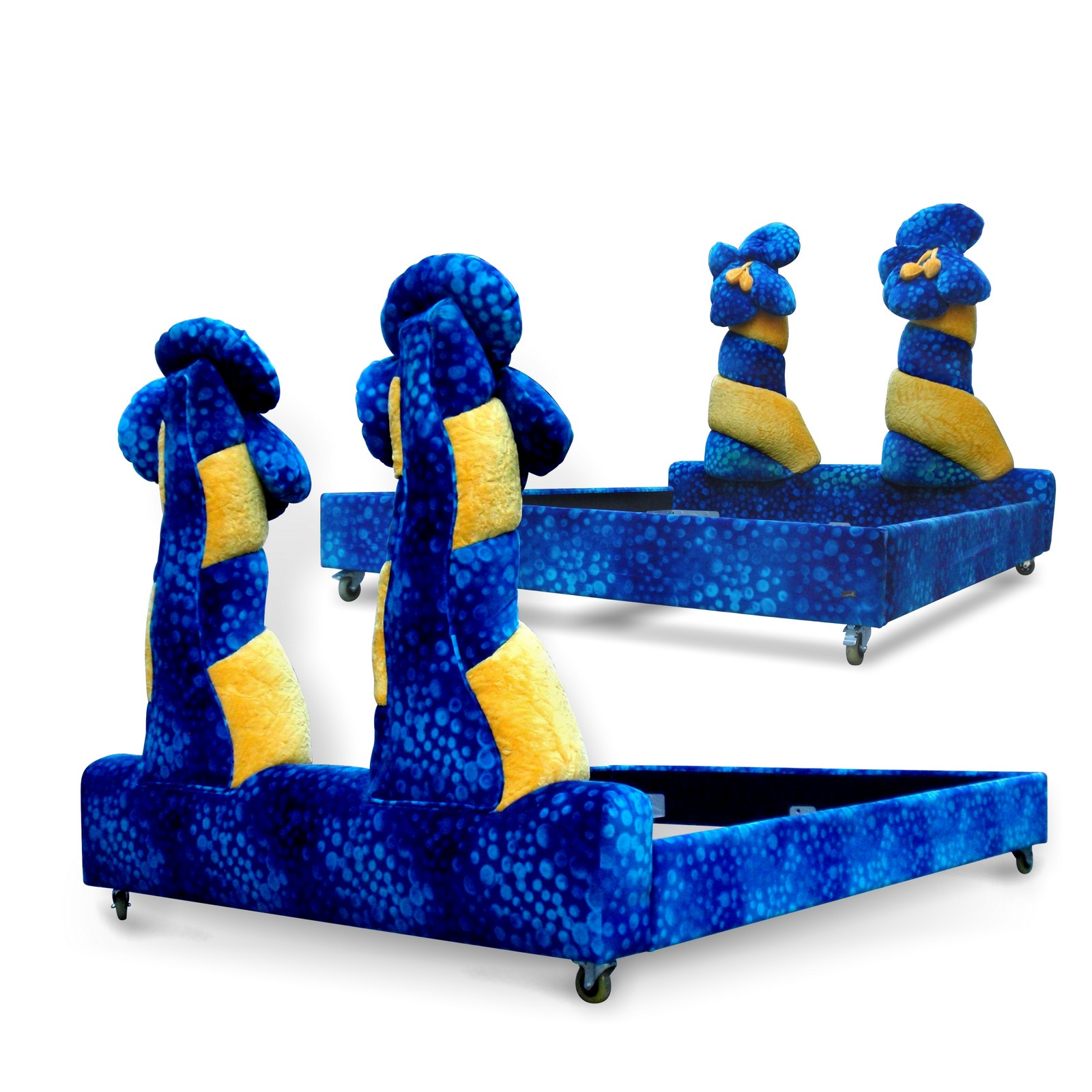 Bretz Designklassiker Sofa Bett Aitutaki blau gelb Blume Kinderzimmer Möbel Kindermöbel weich Stoff Blumen