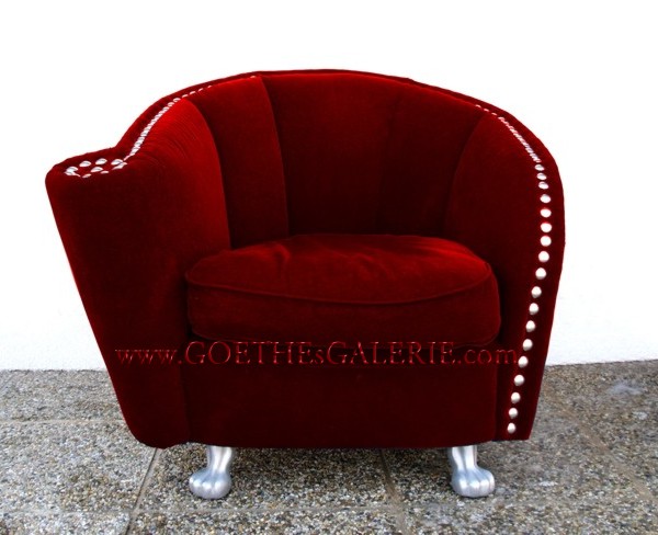 Foto (c) zeigt: Bretz Stuhl LORELEY rot Bretz Sofa Cultsofa Stuhl Designerstuhl loreley rot 2 2