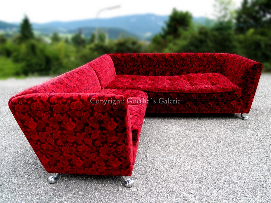Riesensofa Wohnlandschaft Rosenstoff Bretz Sofa Monster Bettsofa rot Rosenstoff