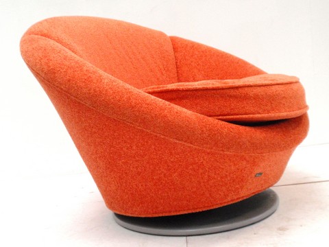 bretz designklassiker lounge pool drehstuhl ufo orange kräuselvelours