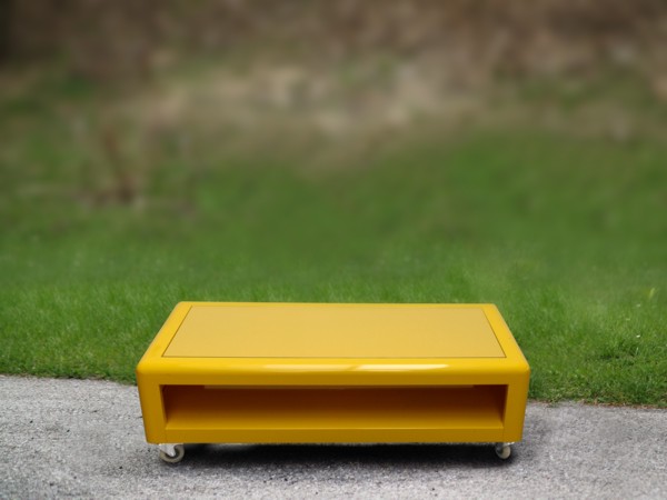 Foto (c) zeigt Bretz Cultsofa Couchtisch, Metall, SWEET BOY fat boys couchtisch gelb metall