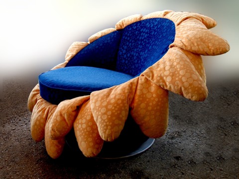 Sofastuhl Bretz Sessel Ufo Designklassiker Pool Blume Sunny Samtstoff gelb blau Designmöbel