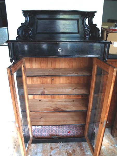 Schrank Jugendstil Vertiko Vitrine antik schwarz Möbel