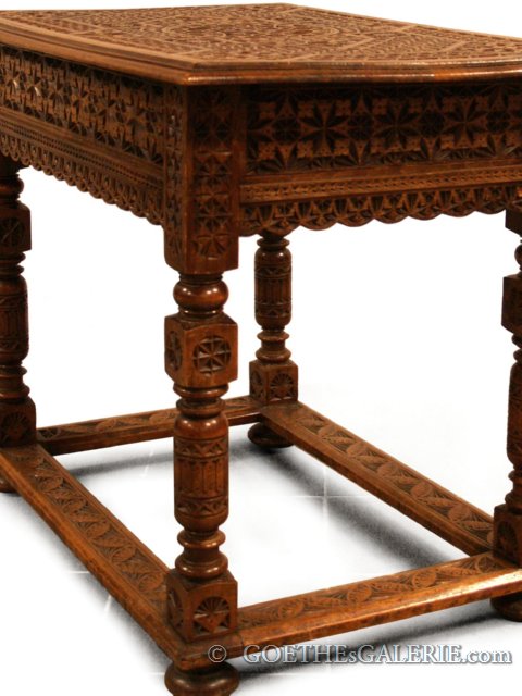 antiker tisch geschnitzt wohnzimmertisch 10