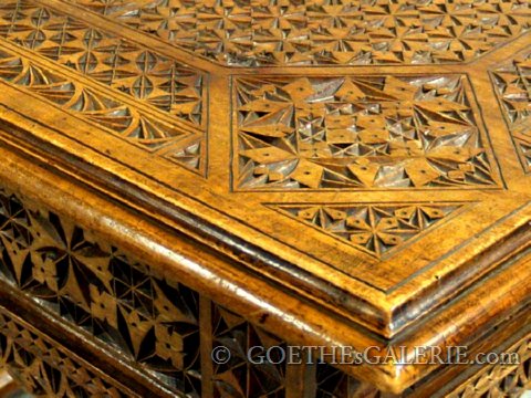 antiker tisch geschnitzt wohnzimmertisch 5