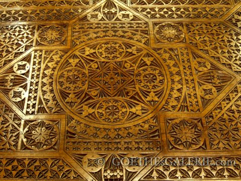 antiker tisch geschnitzt wohnzimmertisch 6