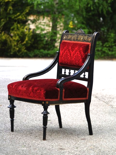 antiker Sessel Stuhl schwarz rot gold messing intarsien 3