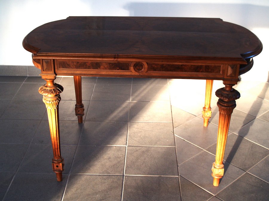 OLYMPUS DIGITAL CAMERA antiker gruenderzeit tisch speisetisch geschnitzt 3