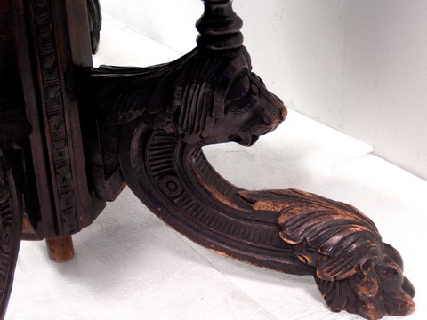 OLYMPUS DIGITAL CAMERA Antiker Tisch geschnitzter Speisetisch 1880 Barock