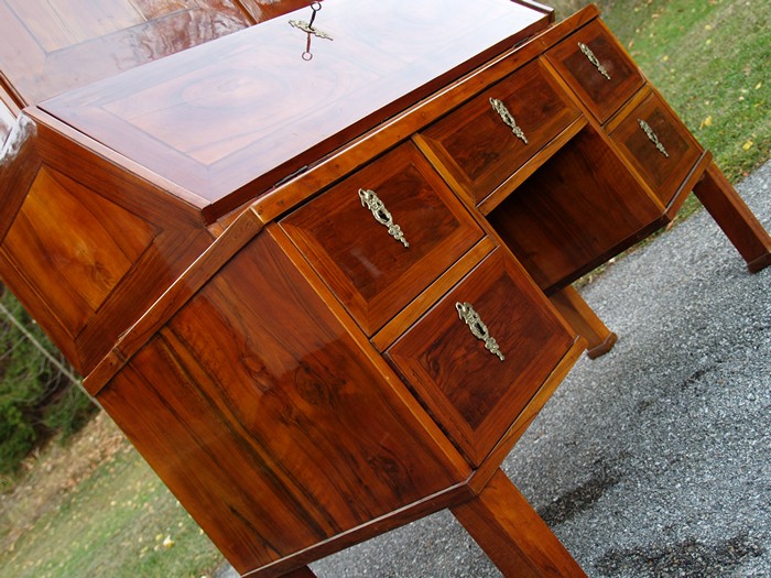biedermeier 4232 schrank sekretaer schreibtisch aufsatz nuss antik1 9