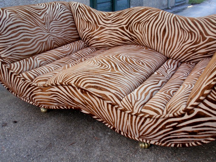 Bretz Designklassiker Sofa Laola Hookipa Zebra braun Löwentatzenfüße