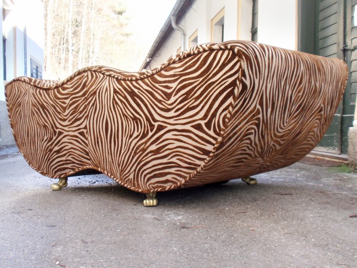 Bretz Designklassiker Sofa Laola Hookipa Zebra braun Löwentatzenfüße